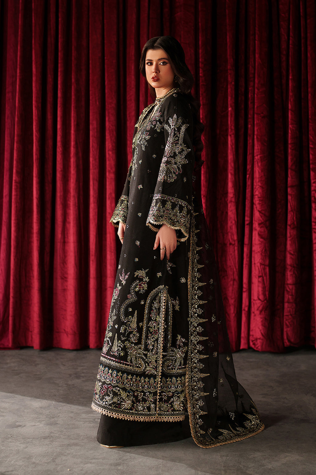 Emaan Adeel Luce S0515 embroidered raw silk suit in black — side view