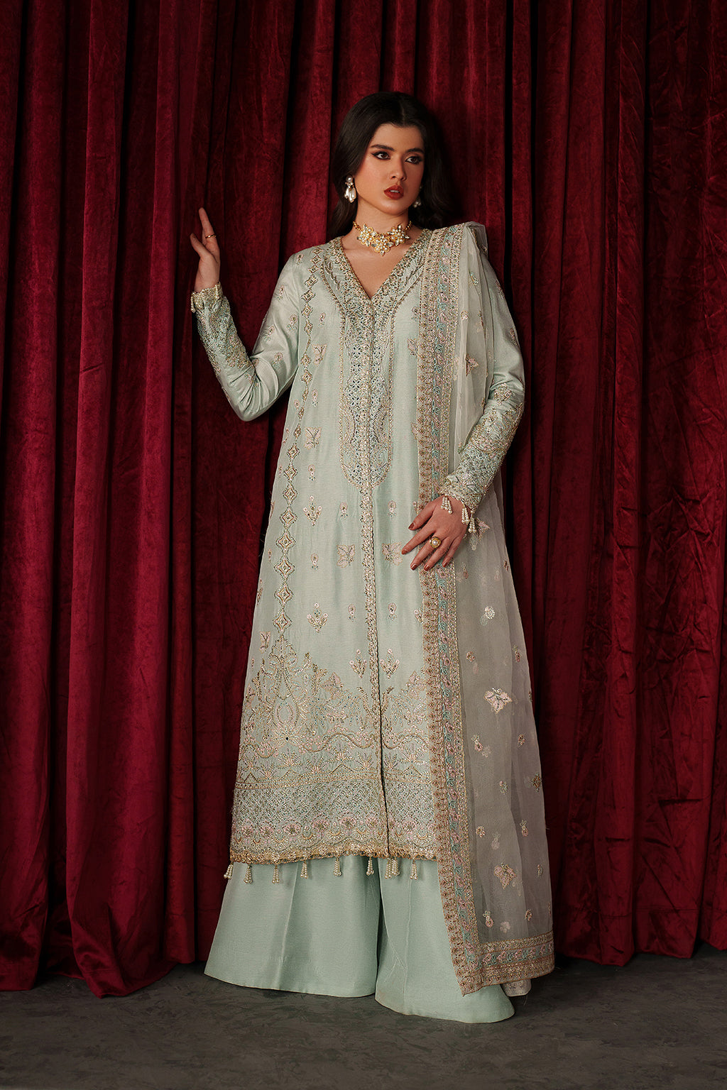 Emaan Adeel Venezia S0516 embroidered raw silk suit in pale mint green — front view