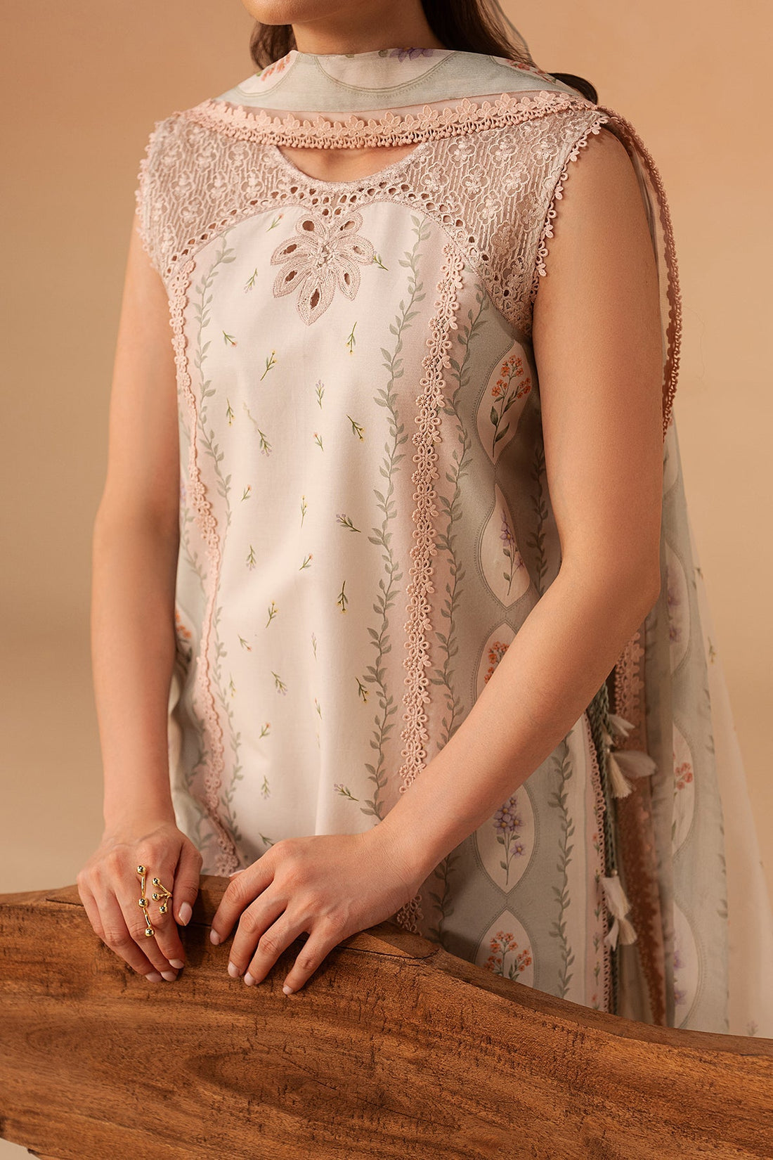 Model wearing Afrozeh Haze Sunnival Ivory shirt & trouser set