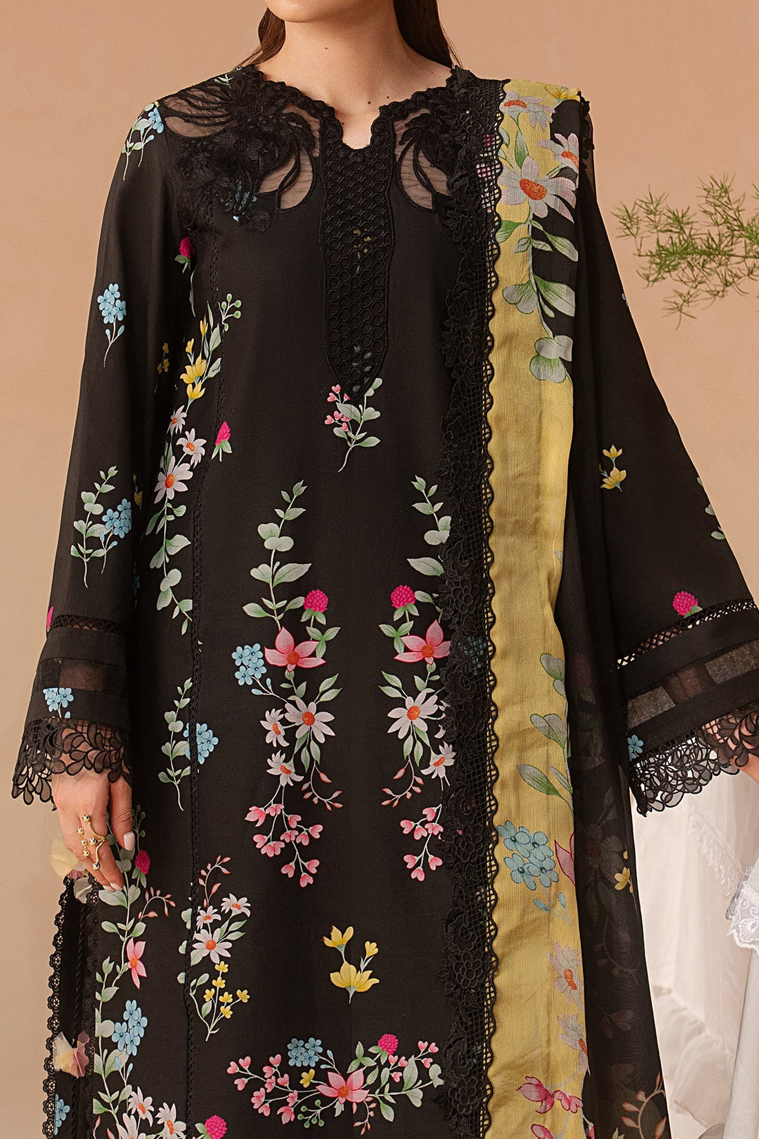Model wearing Afrozeh Haze Evania Rust shirt & trouser set