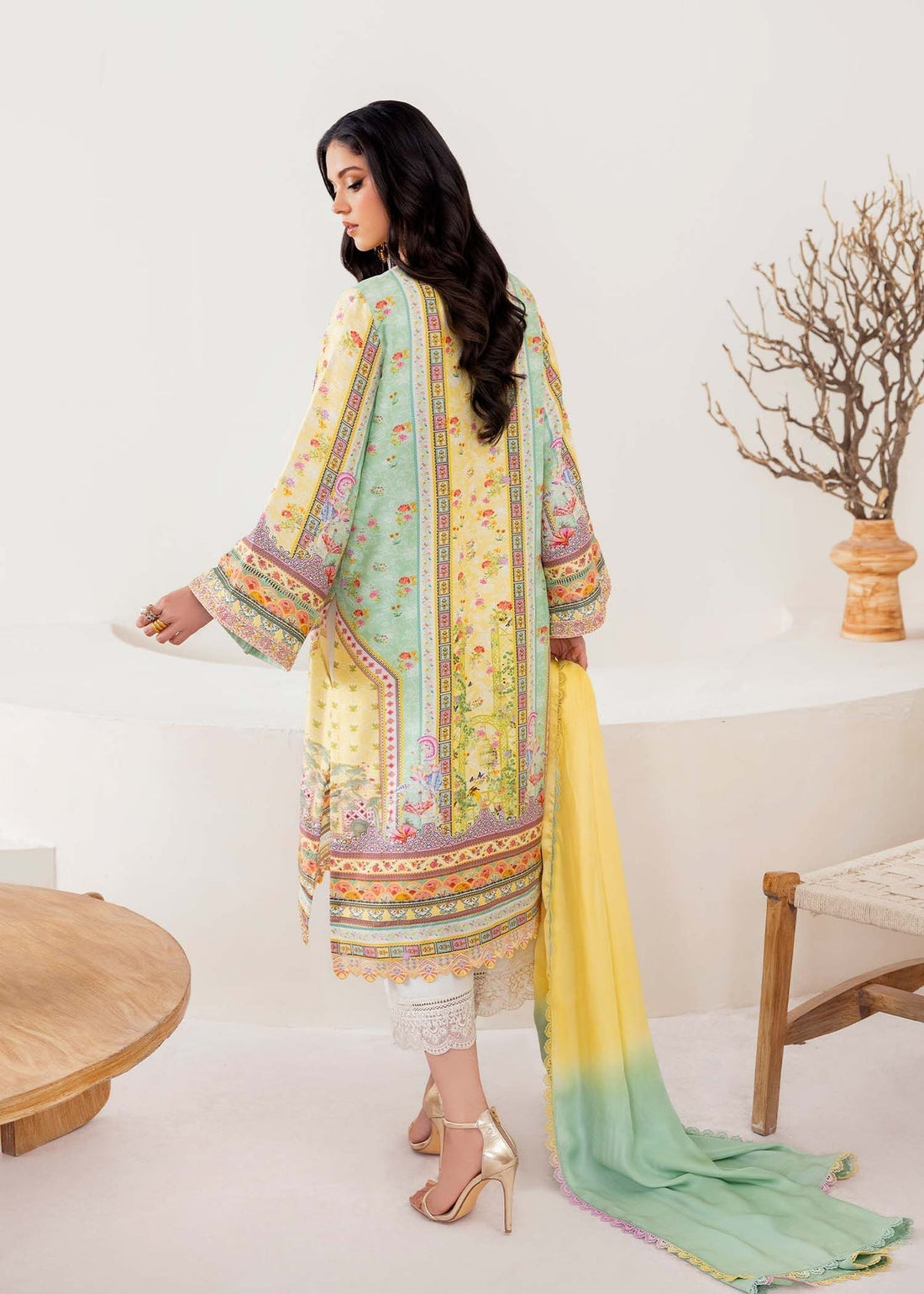 Kanwal Malik | Rosalia Silk Eid 25 | Mira
