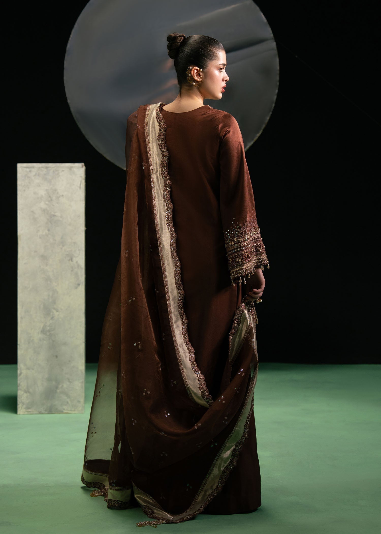 Dastoor | Leia Luxury Pret 26 | David off - House Of Hania