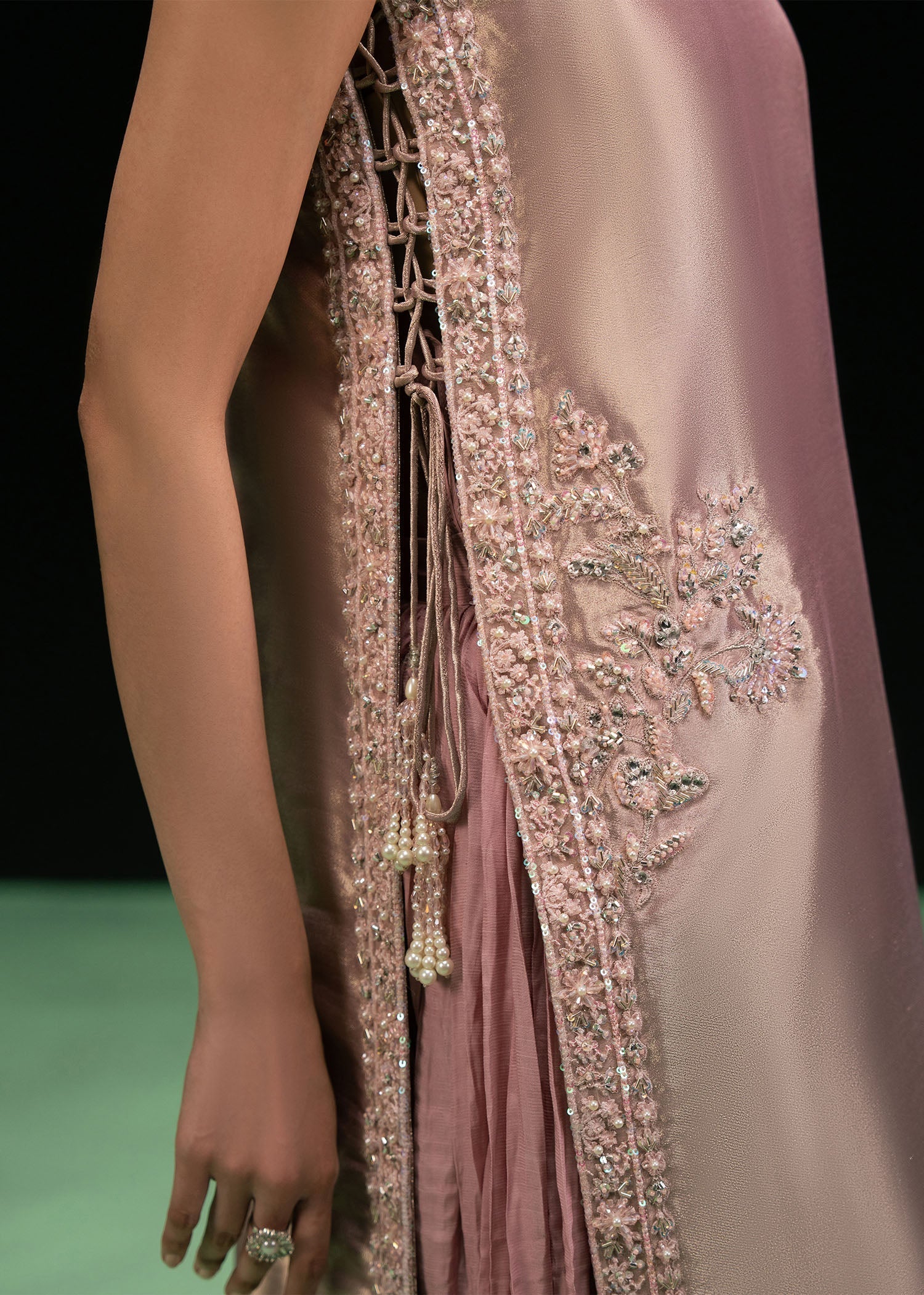 Dastoor | Leia Luxury Pret 26 | Verya - House Of Hania