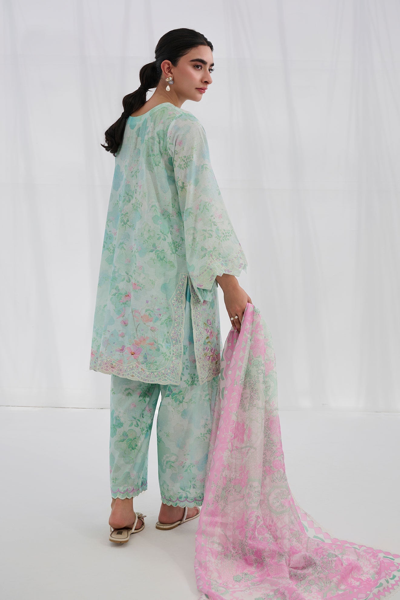 Dhanak | Casual Pret | GREEN COTTON JACQUARD 2PCS EMBROIDERED KURTA WITH TROUSER - House Of Hania