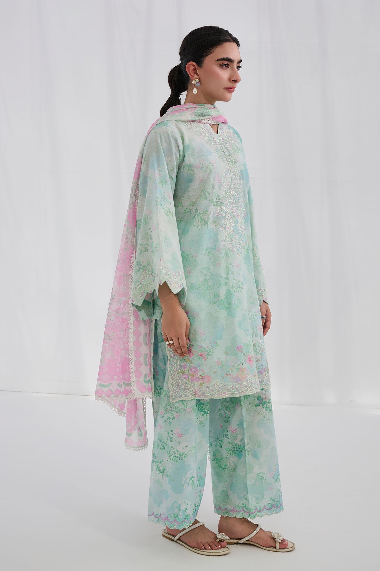 Dhanak | Casual Pret | GREEN COTTON JACQUARD 2PCS EMBROIDERED KURTA WITH TROUSER - House Of Hania