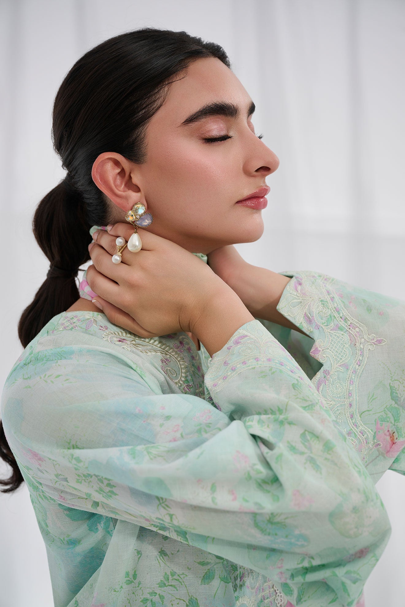 Dhanak | Casual Pret | GREEN COTTON JACQUARD 2PCS EMBROIDERED KURTA WITH TROUSER - House Of Hania