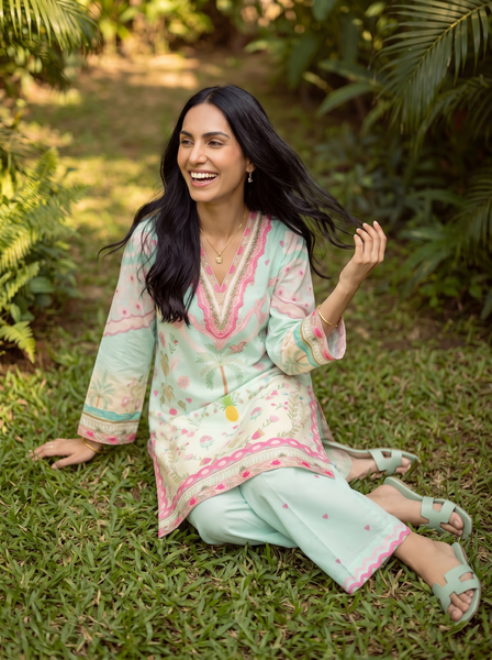 Dhanak | Casual Pret | L-GREEN LAWN 2PCS EMBROIDERED KURTA WITH TROUSER - House Of Hania