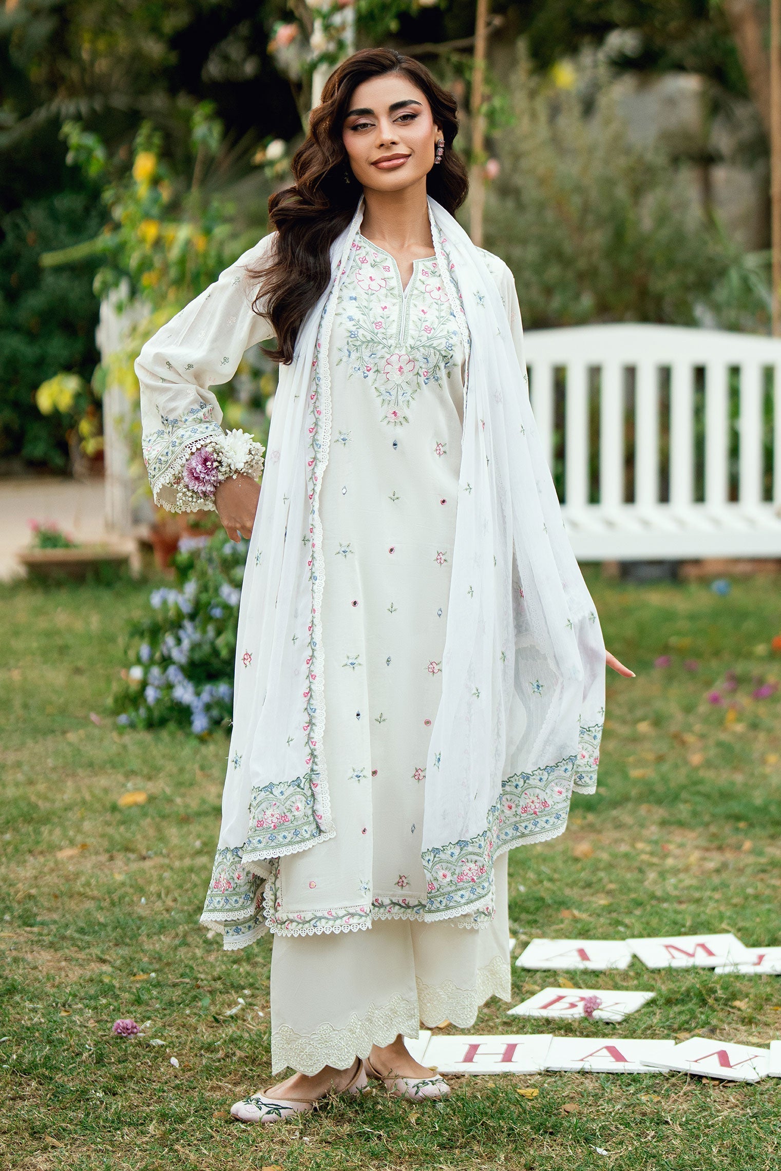 Dhanak | SWISS VOILE | OFF WHITE SWISS VOILE 2PCS EMBROIDERED KURTA WITH TROUSER - House Of Hania