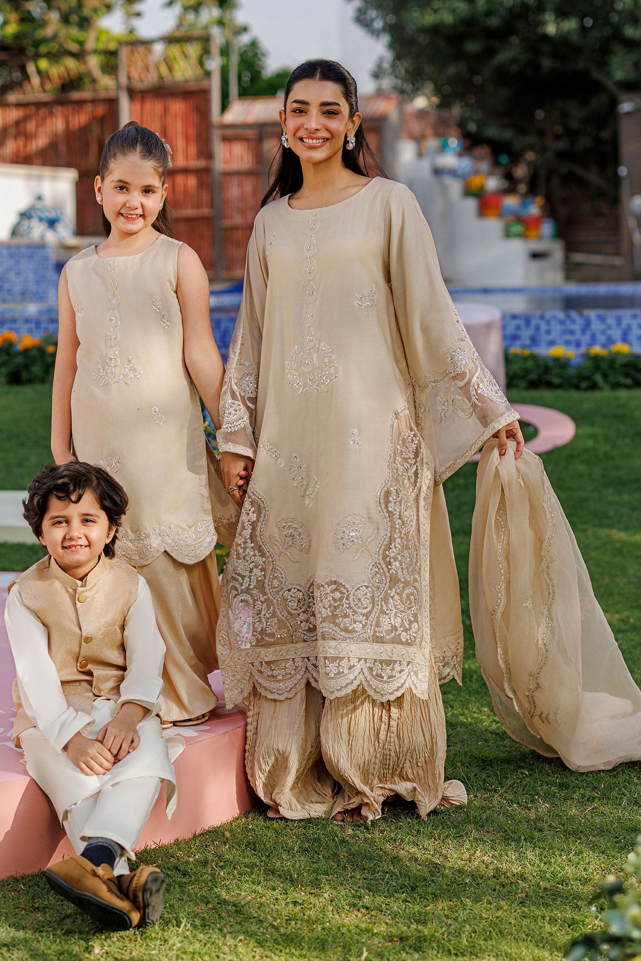 Dhanak | Signature Pret | BEIGE 2PCS EMBROIDERED KURTA WITH TROUSER - House Of Hania