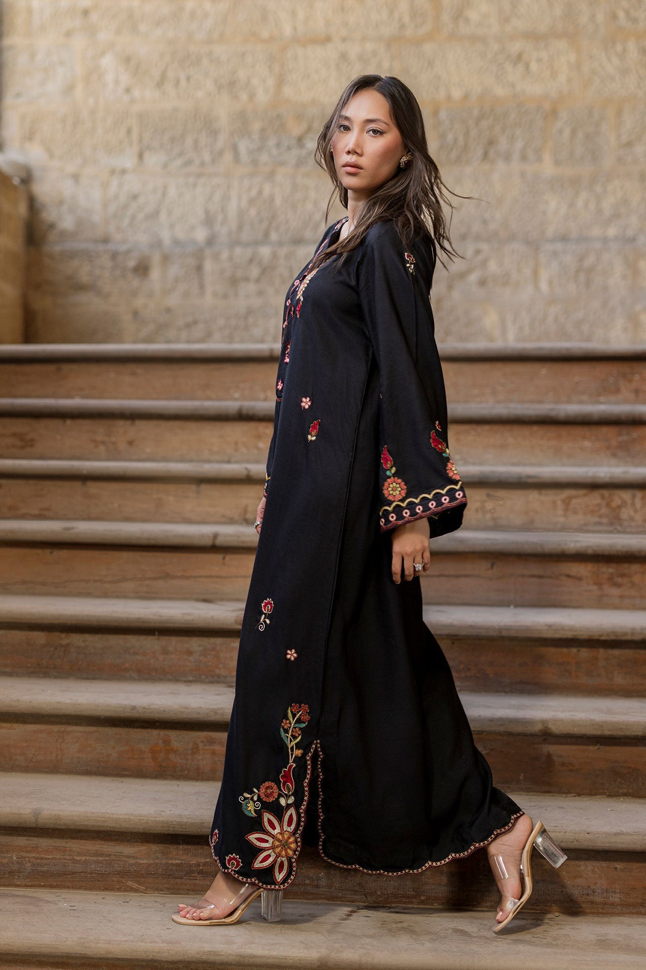 Dhanak | Signature Pret | BLACK - 1PCS - EMBROIDERED KAFTAN - House Of Hania