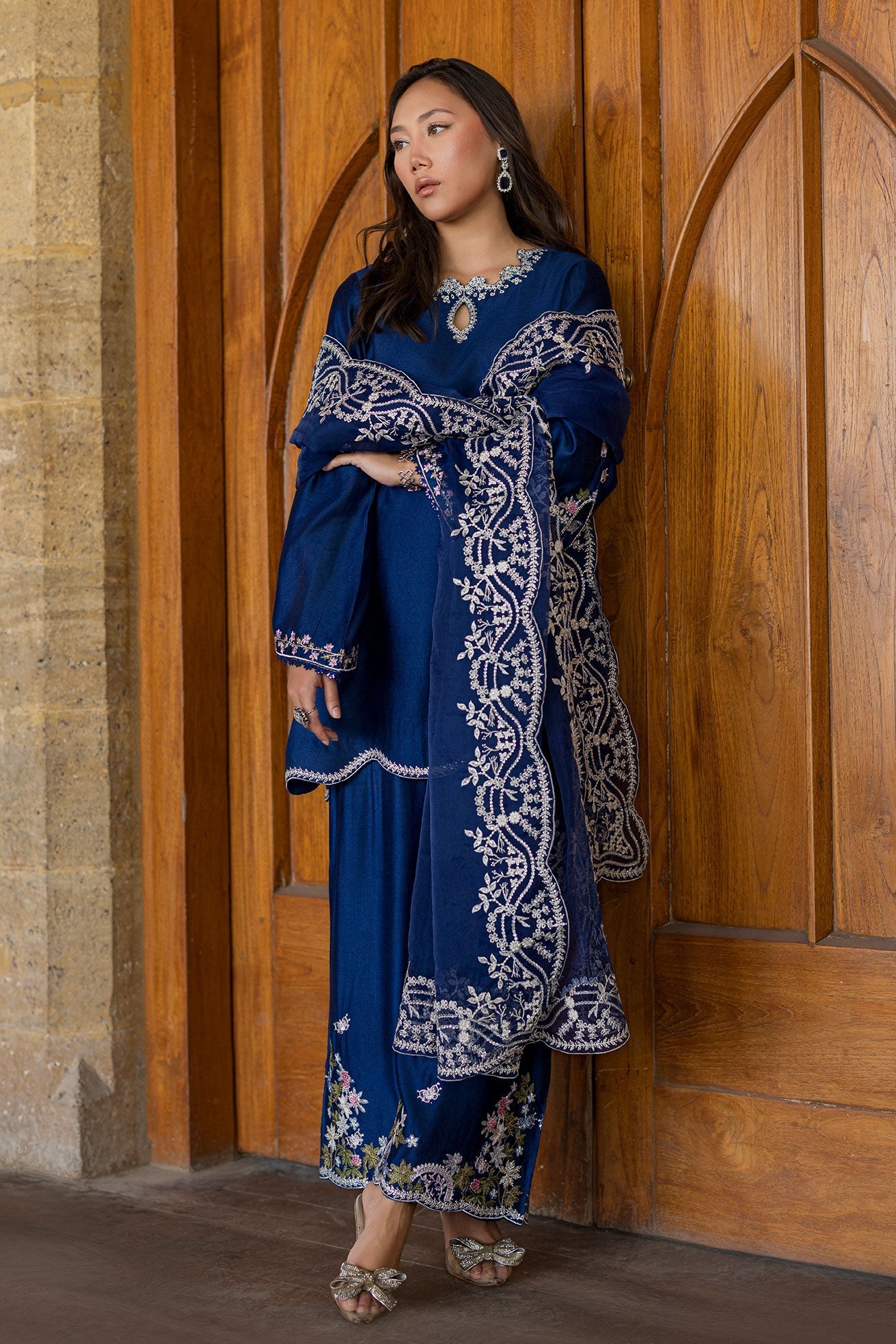 Dhanak | Signature Pret | BLUE 2PCS EMBROIDERED KURTA WITH TROUSER - House Of Hania