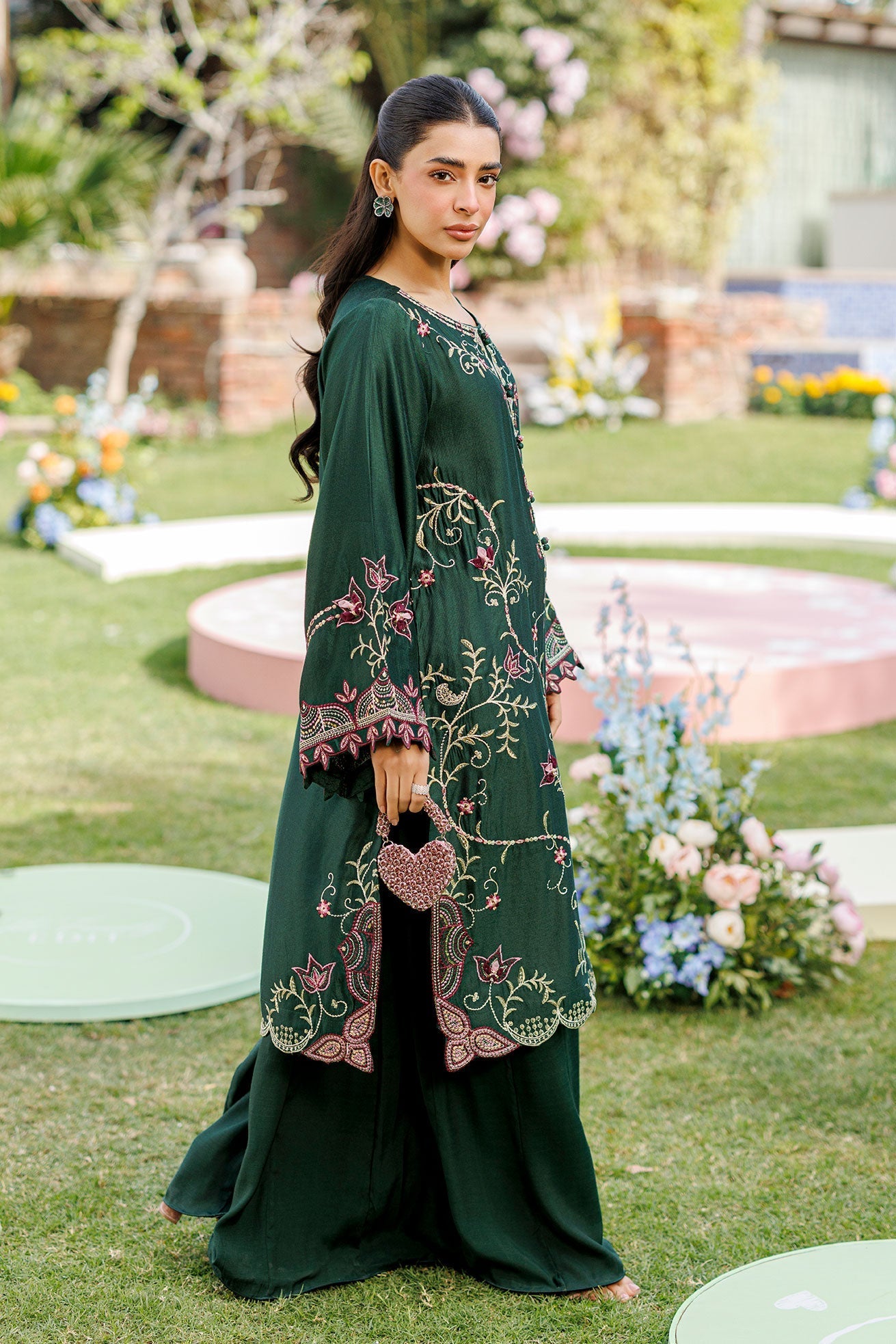 Dhanak | Signature Pret | BOTTLE GREEN 2PCS EMBROIDERED KURTA WITH TROUSER - House Of Hania