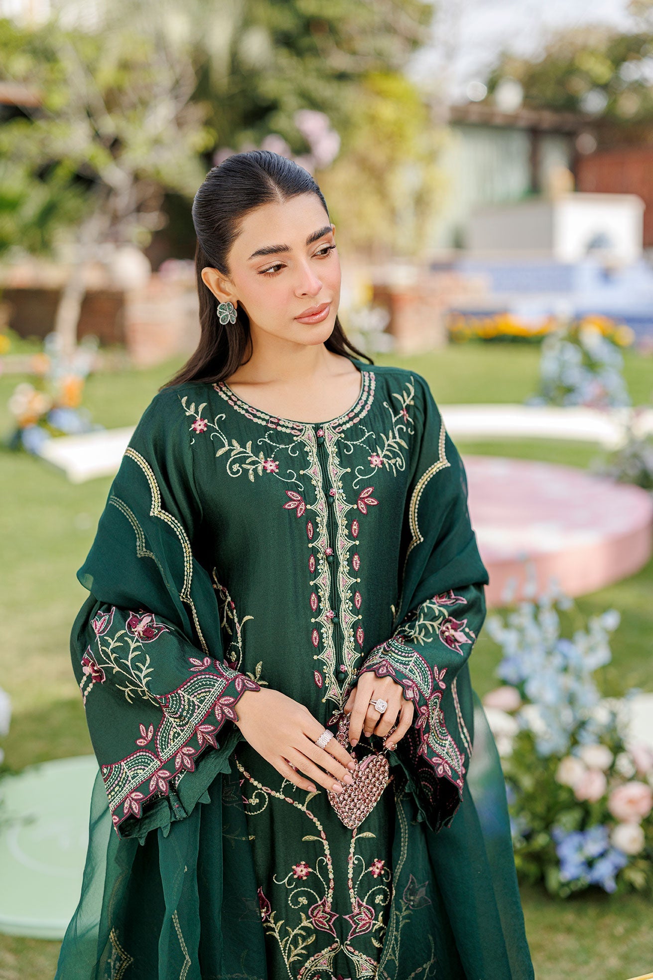 Dhanak | Signature Pret | BOTTLE GREEN 2PCS EMBROIDERED KURTA WITH TROUSER - House Of Hania