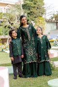 Dhanak | Signature Pret | BOTTLE GREEN 2PCS EMBROIDERED KURTA WITH TROUSER - House Of Hania