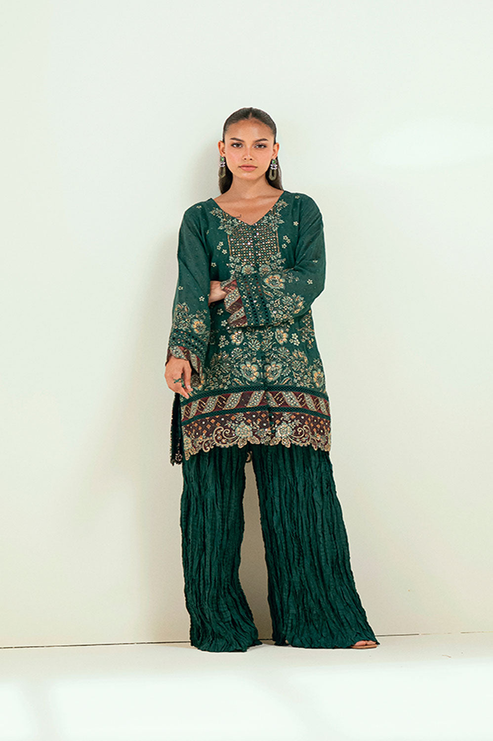 Dhanak | Signature Pret | DARK GREEN 2PCS EMBROIDERED KURTA WITH TROUSER - House Of Hania