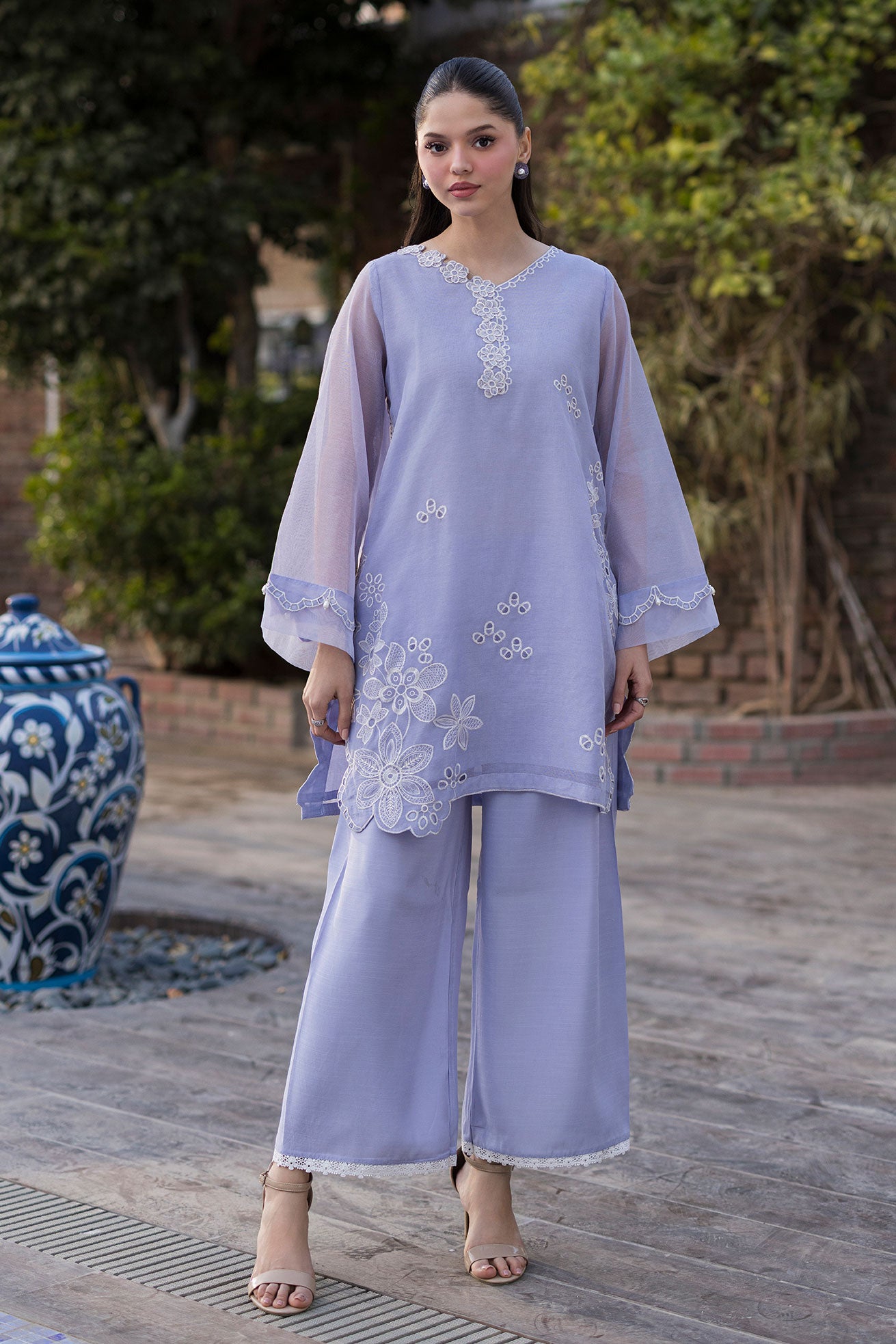 Dhanak | Signature Pret | LAVENDER 2PCS EMBROIDERED KURTA WITH TROUSER - House Of Hania
