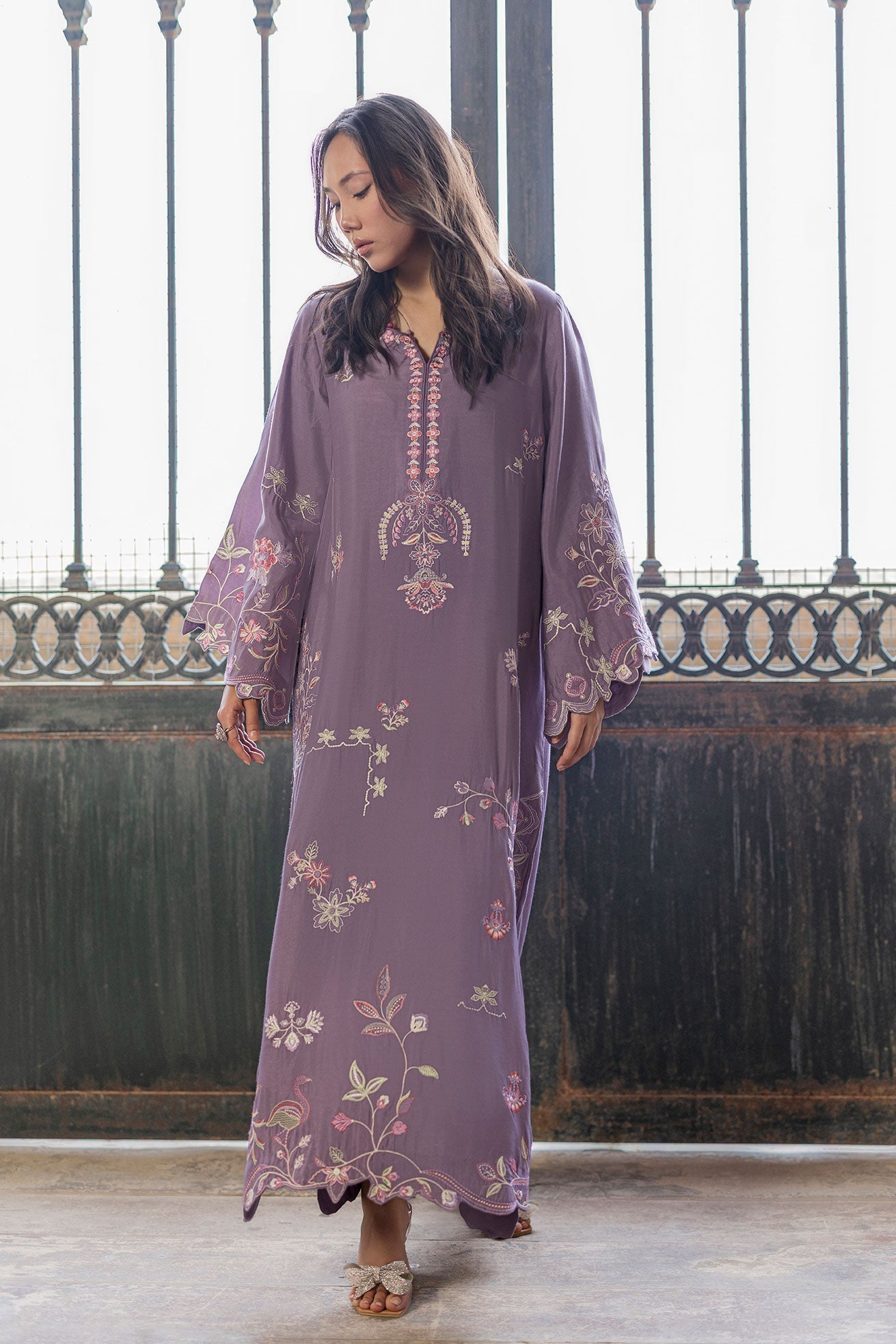 Dhanak | Signature Pret | LILAC - 1PCS - EMBROIDERED KAFTAN - House Of Hania