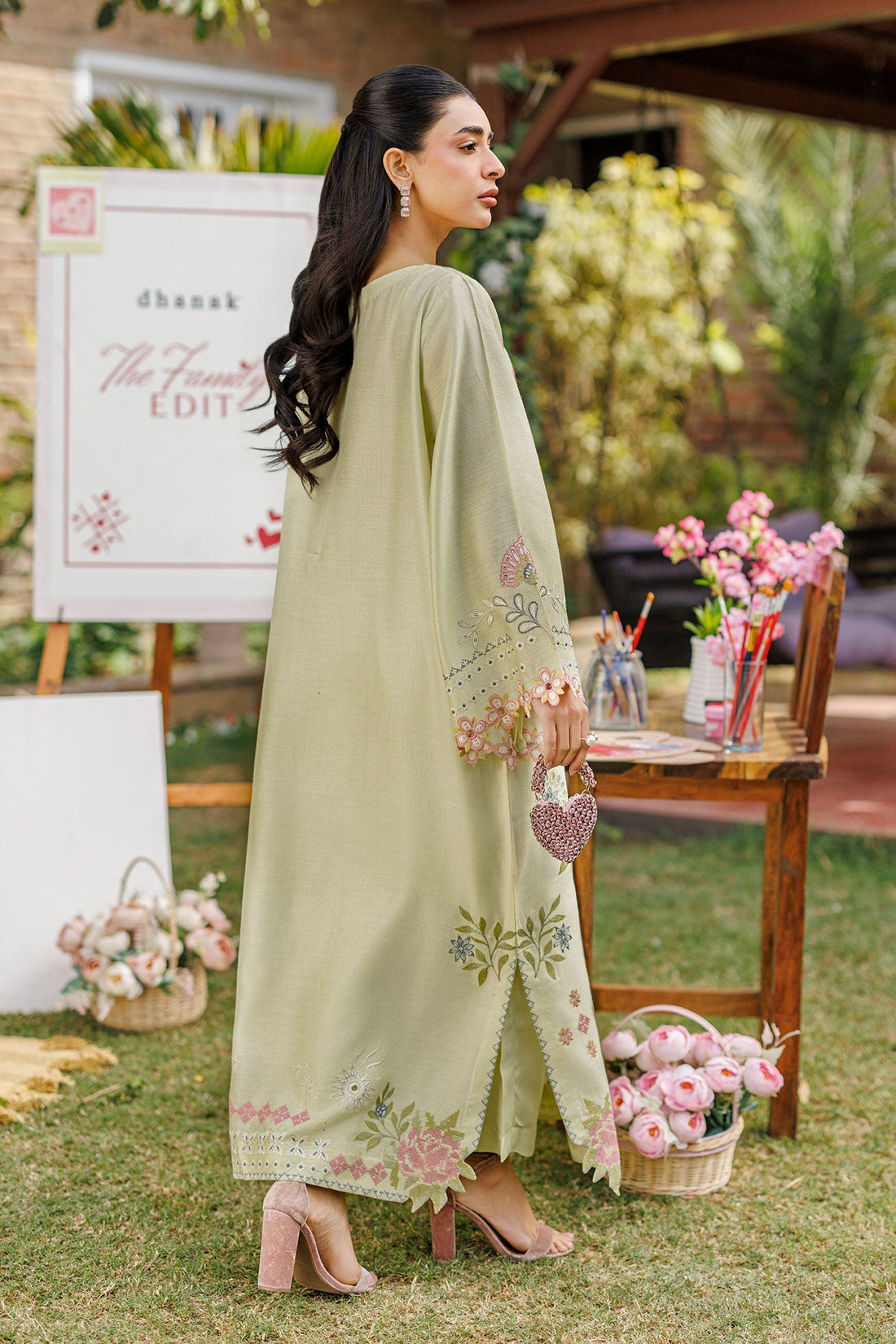 Dhanak | Signature Pret | MINT GREEN 2PCS EMBROIDERED KURTA WITH TROUSER - House Of Hania