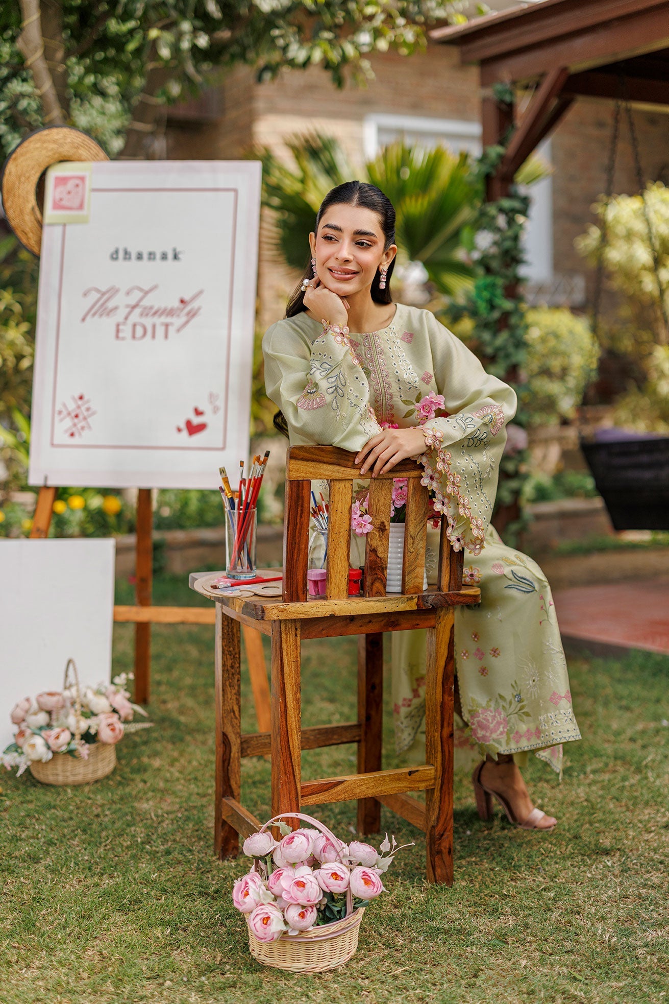 Dhanak | Signature Pret | MINT GREEN 2PCS EMBROIDERED KURTA WITH TROUSER - House Of Hania