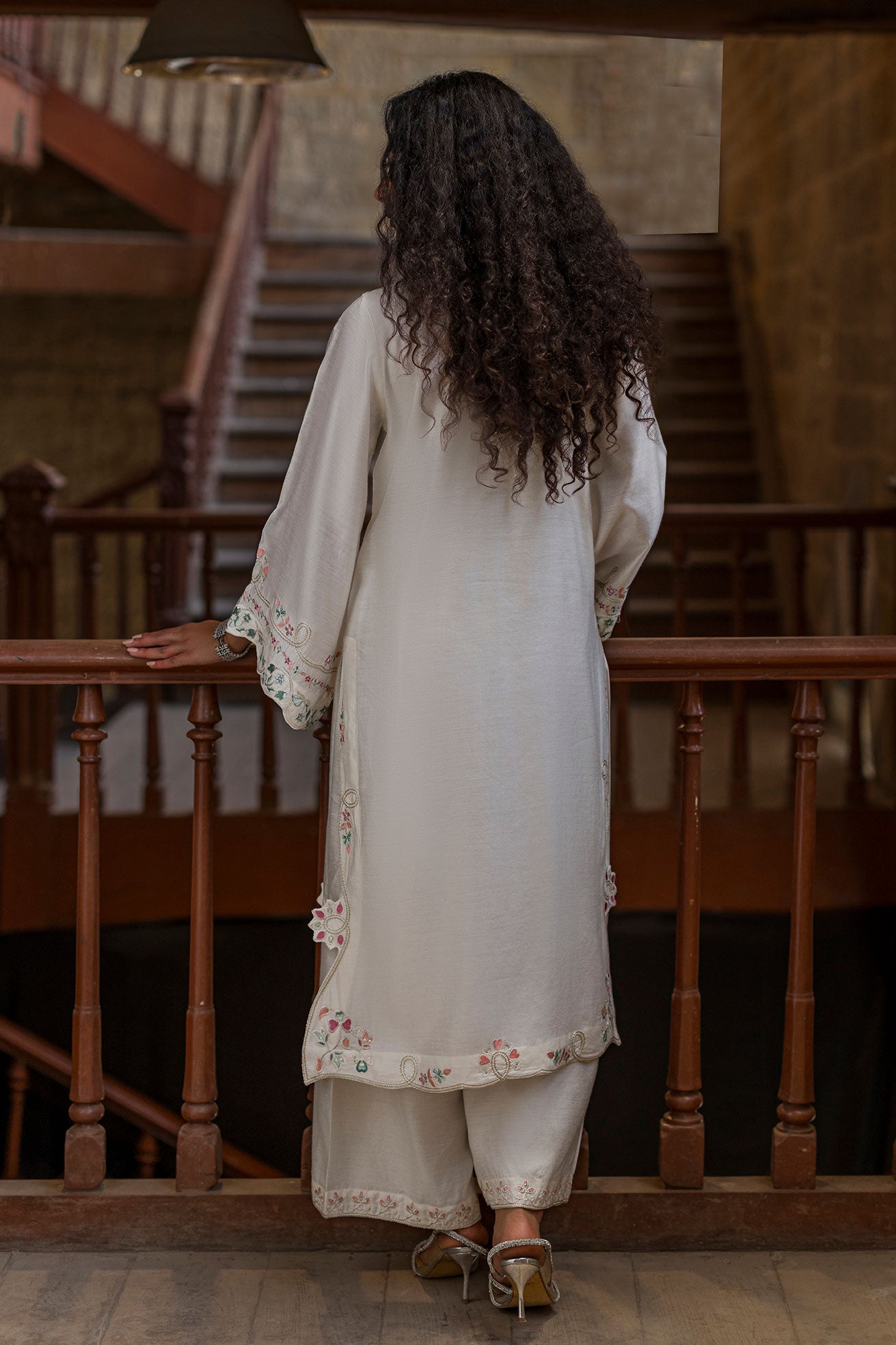 Dhanak | Signature Pret | OFF-WHITE 2PCS EMBROIDERED KURTA WITH TROUSER - House Of Hania