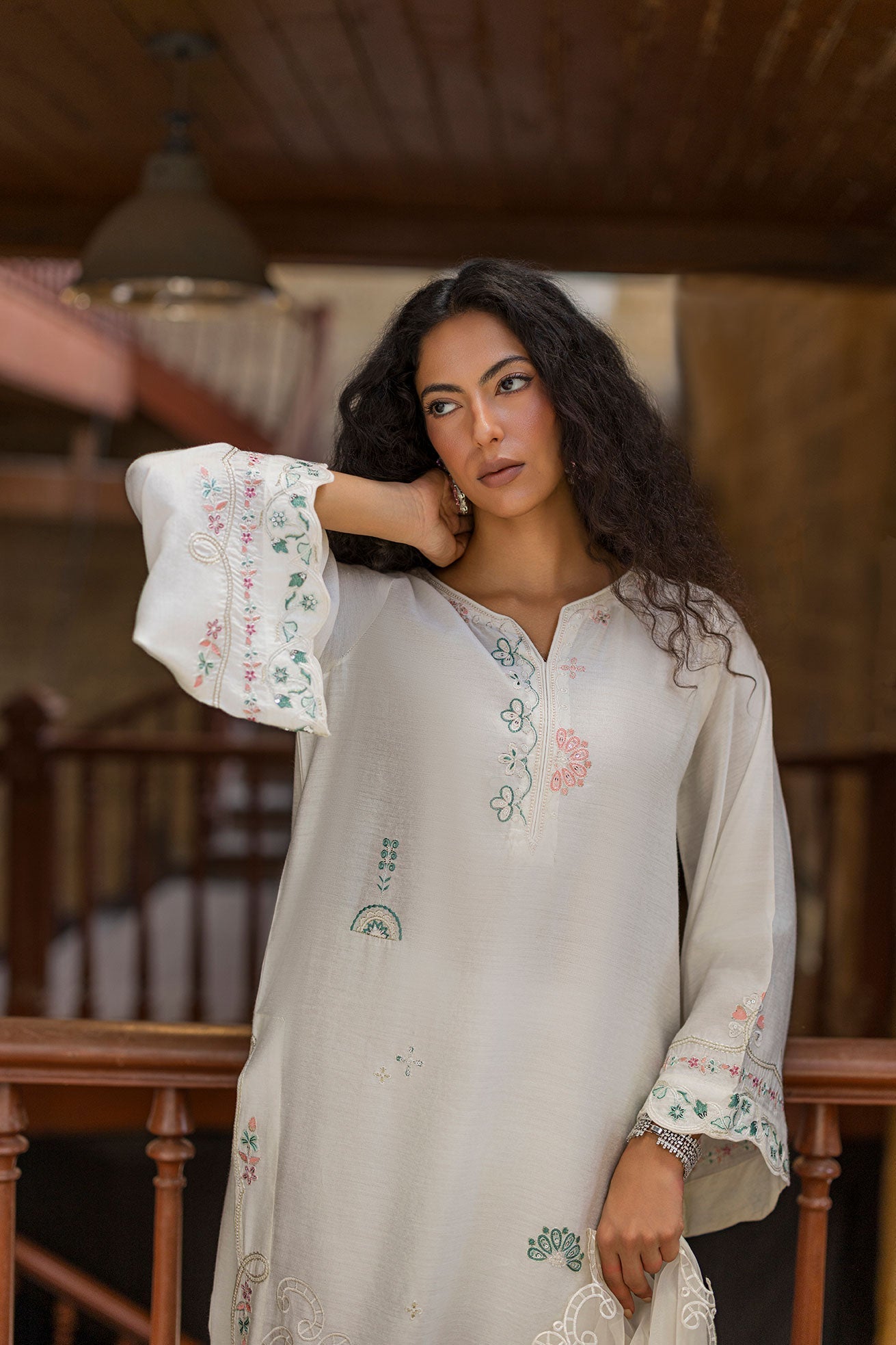 Dhanak | Signature Pret | OFF-WHITE 2PCS EMBROIDERED KURTA WITH TROUSER - House Of Hania