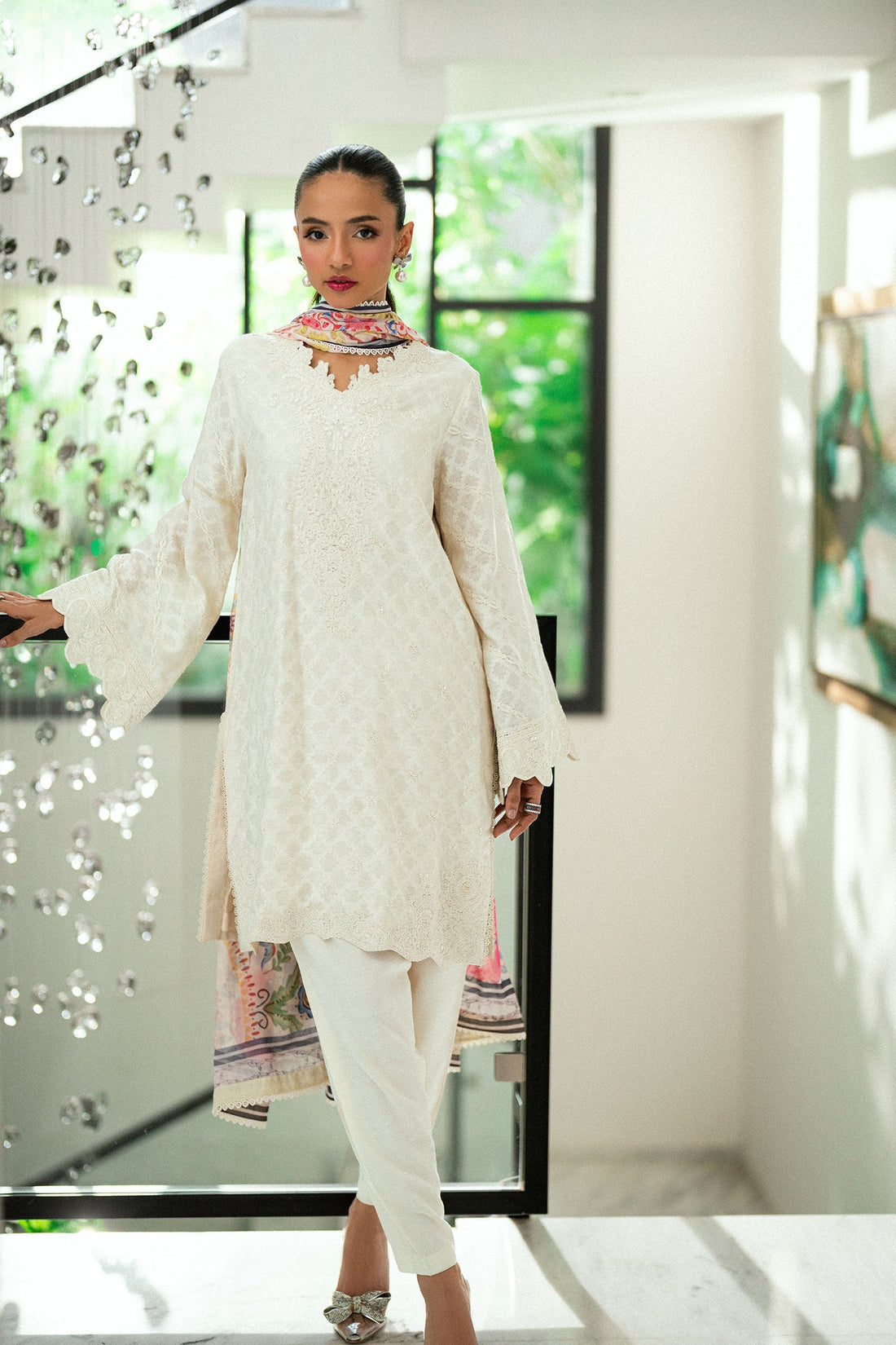 Dhanak | Signature Pret | OFF WHITE 2PCS EMBROIDERED KURTA WITH TROUSER - House Of Hania