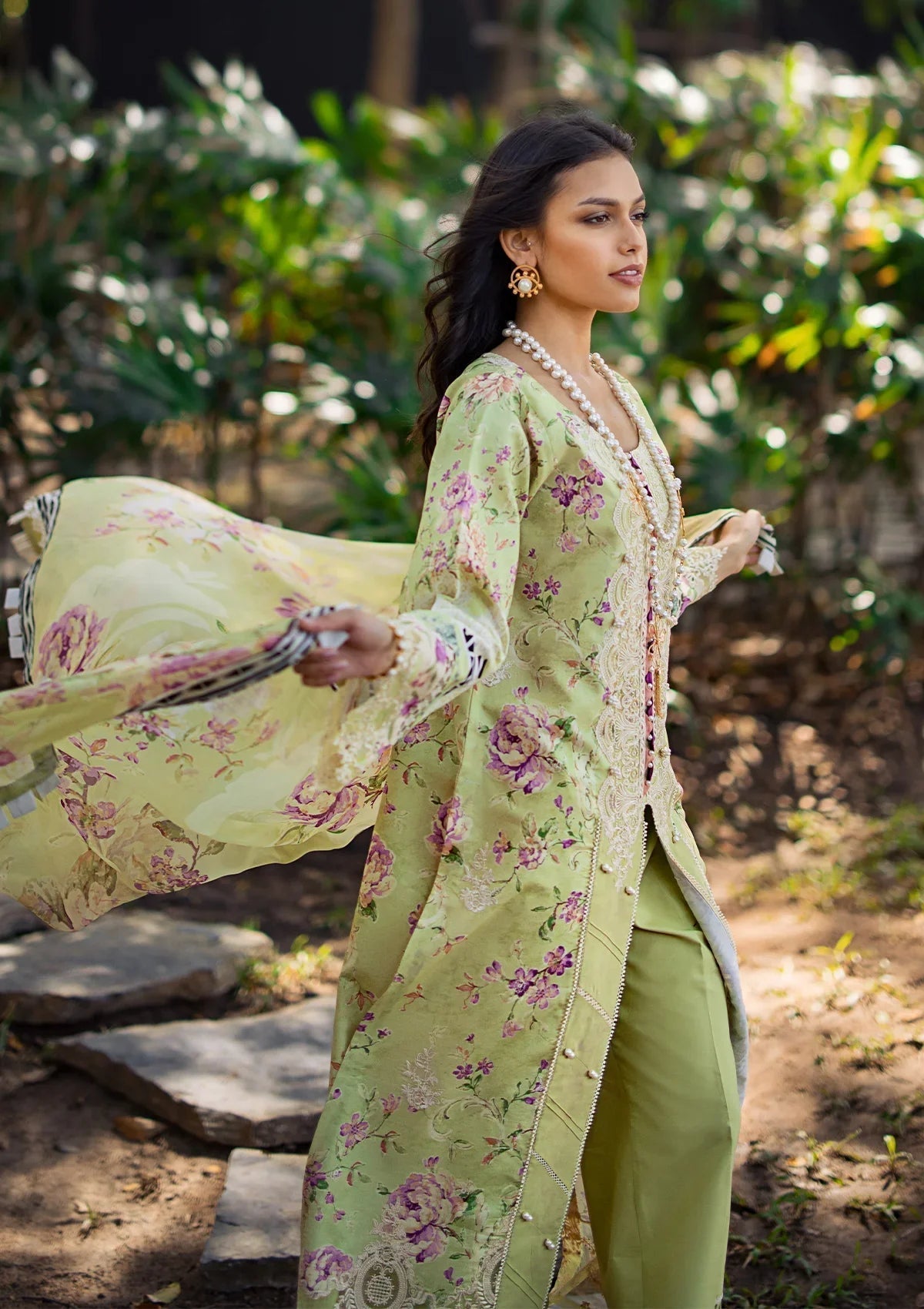 ELAF Signature Embroidered Lawn 3Pc Suit ESL-03B CLARISSE - House Of Hania