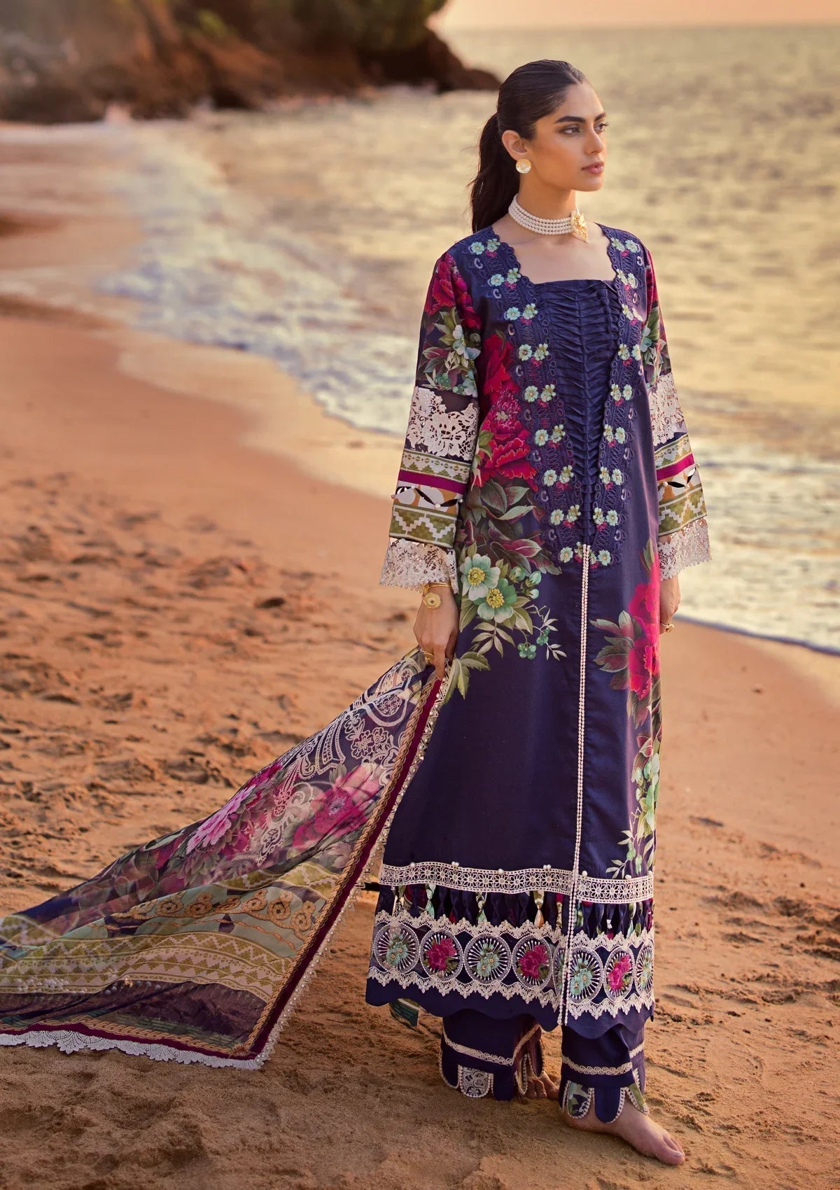 ELAF Signature Embroidered Lawn 3Pc Suit ESL-08A SINCLAIR - House Of Hania