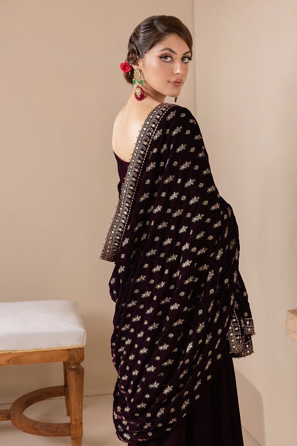 EMBROIDERED VELVET SHAWL VS-42 - House Of Hania