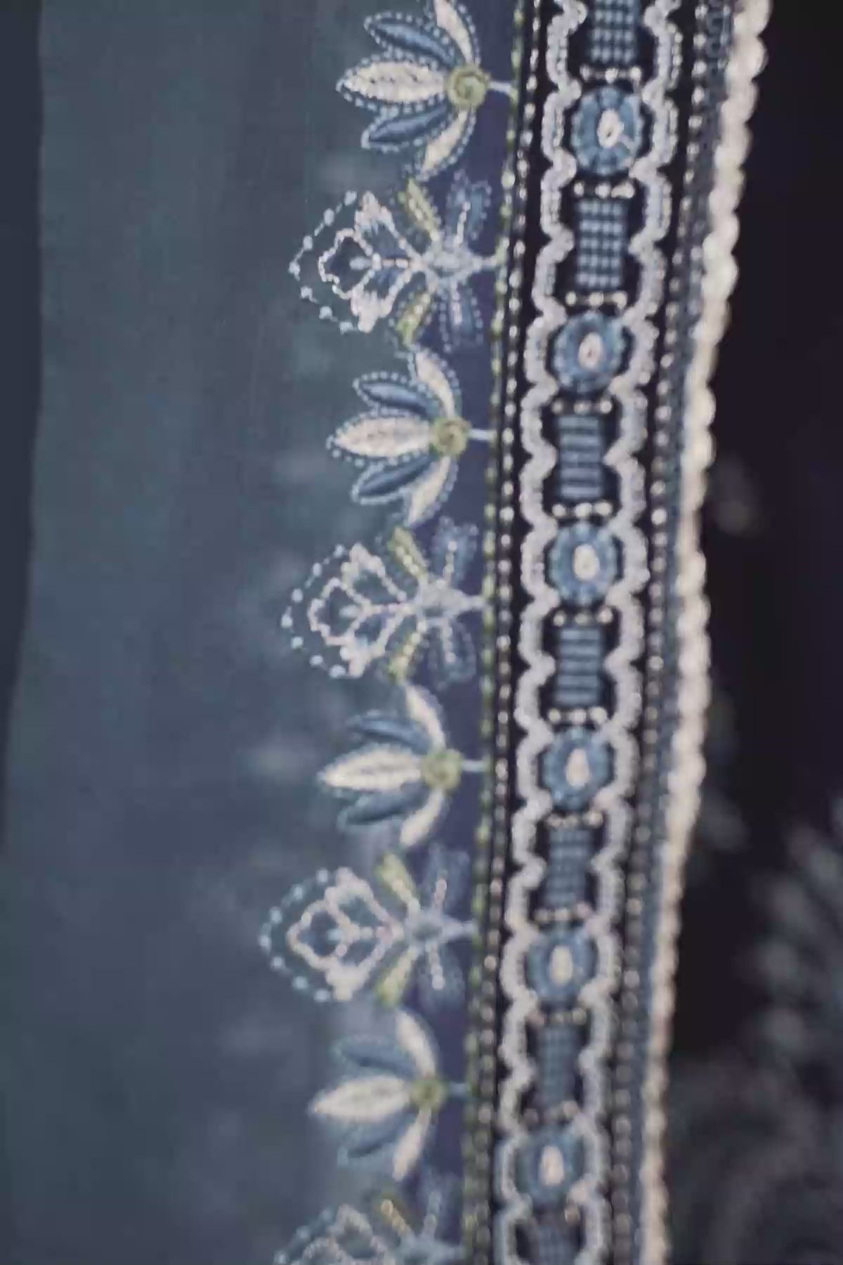 EMBROIDERED VELVET UF 41 - House Of Hania