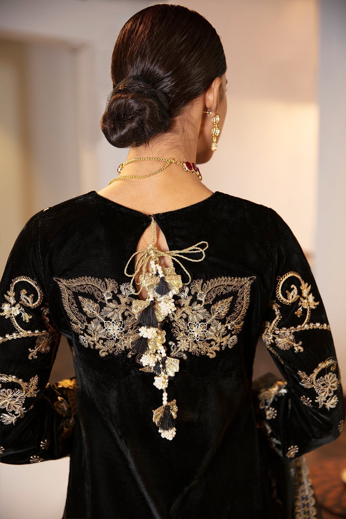 EMBROIDERED VELVET UF-42 - House Of Hania