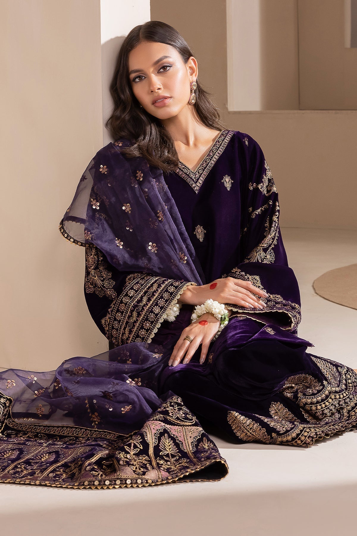 EMBROIDERED VELVET UF-420 - House Of Hania