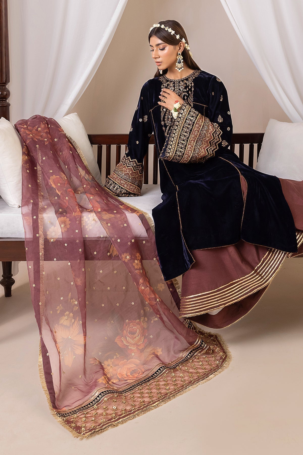 EMBROIDERED VELVET UF-424 - House Of Hania