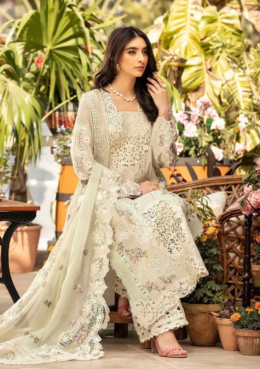 Elaf Premium | Luxury Lawn 25 | ELM-1B SANAA - House Of Hania