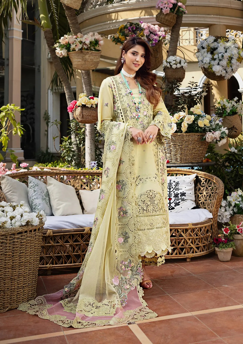 Elaf Premium | Luxury Lawn 25 | ELM-3A BAHAAR - House Of Hania
