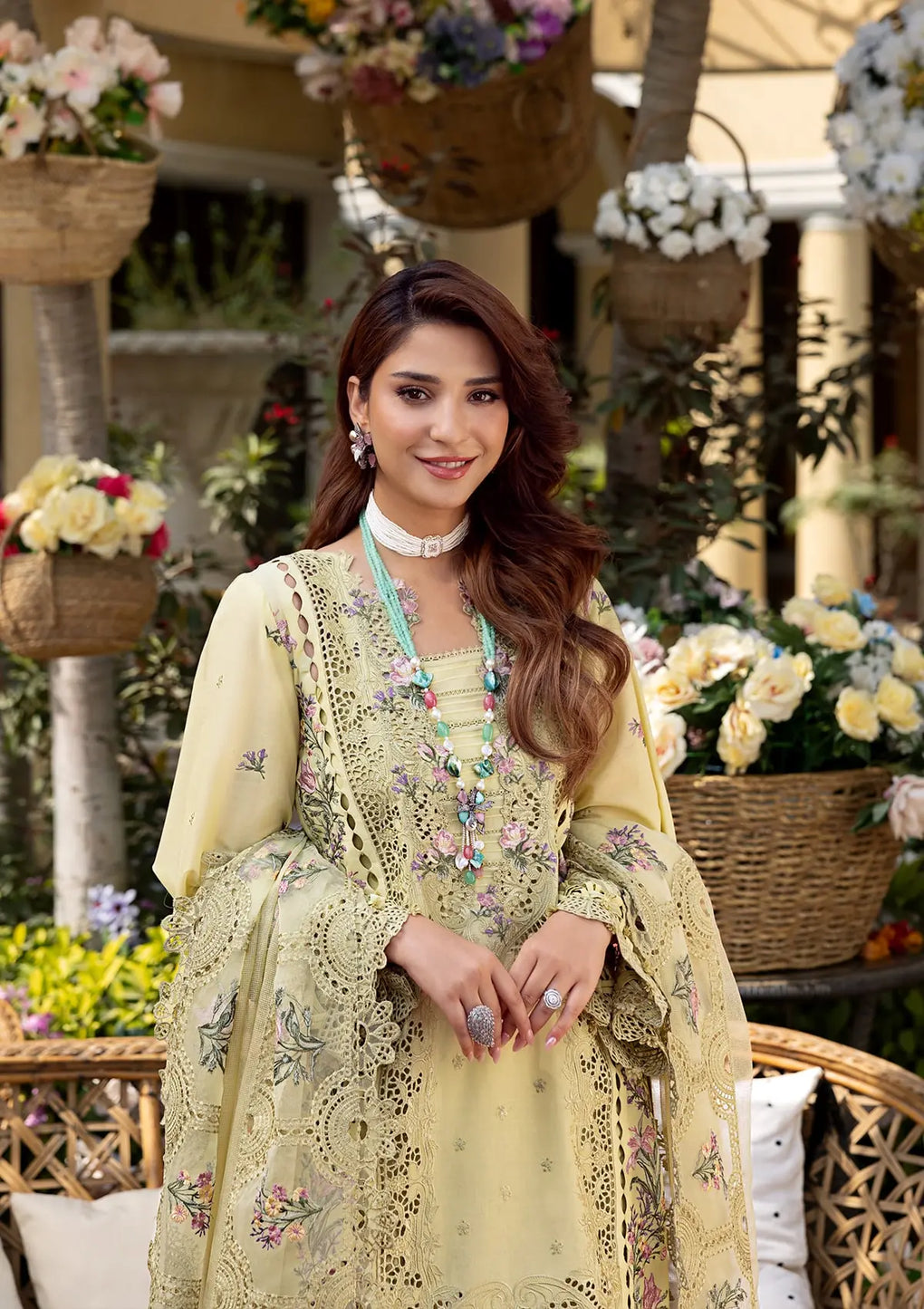 Elaf Premium | Luxury Lawn 25 | ELM-3A BAHAAR - House Of Hania