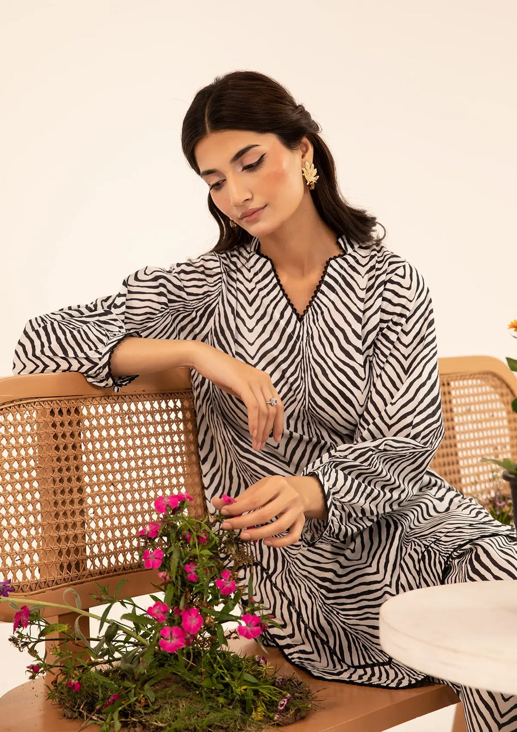 Elaf Premium | Pret 25 | EPT-09 SIVE - House Of Hania