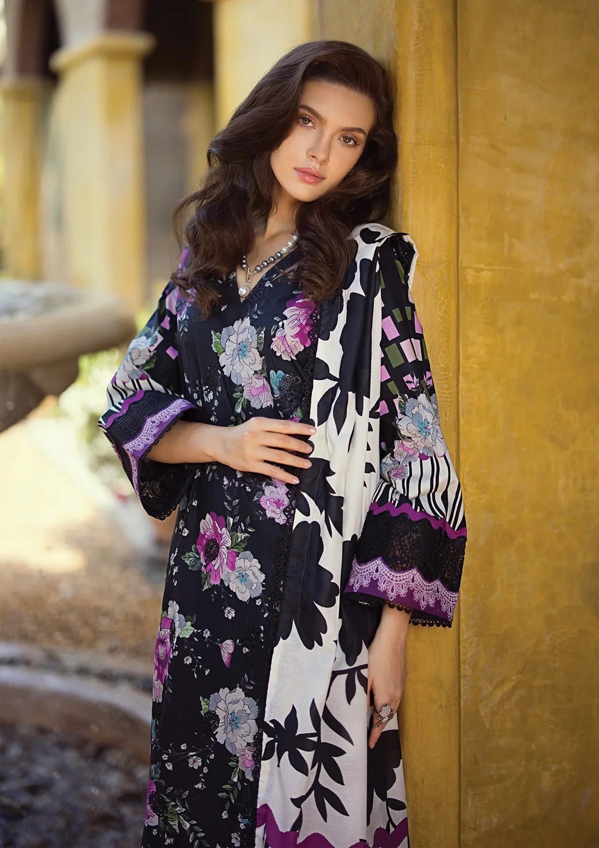 Elaf Premium Print Chikankari Lawn 3Pc Suit ECT-02B DARIEN - House Of Hania