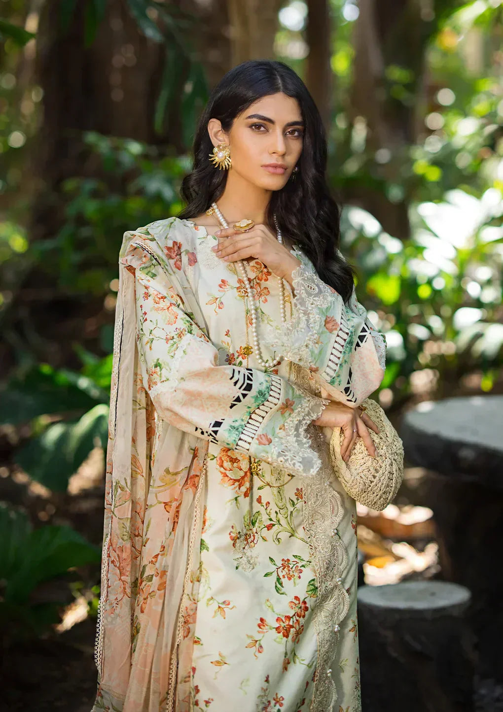 Elaf Premium | Signature Embroidered Lawn 24 | ESL-03A ANGELS BREATH - House Of Hania