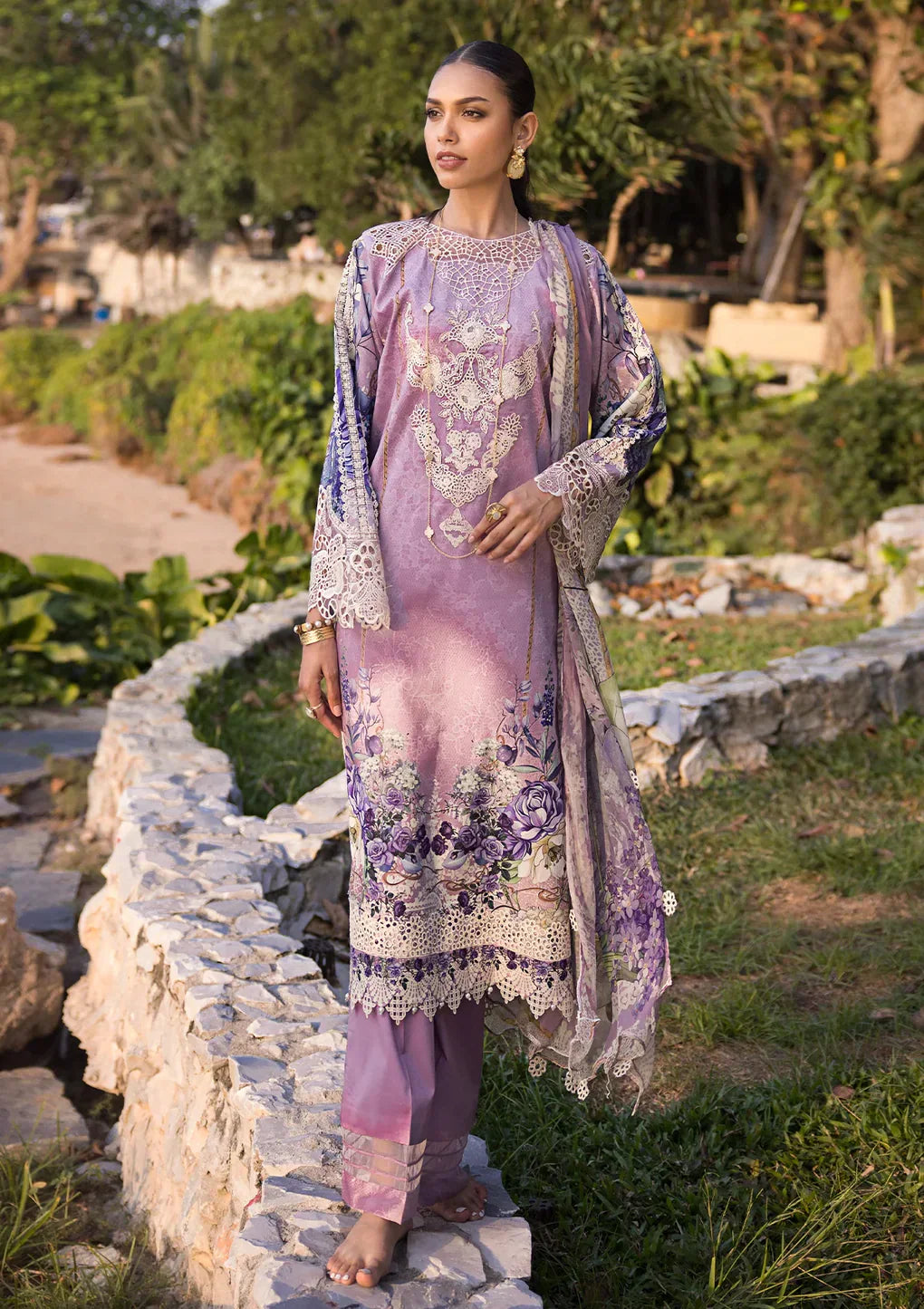 Elaf Premium | Signature Embroidered Lawn 24 | ESL-07A CUPID - House Of Hania