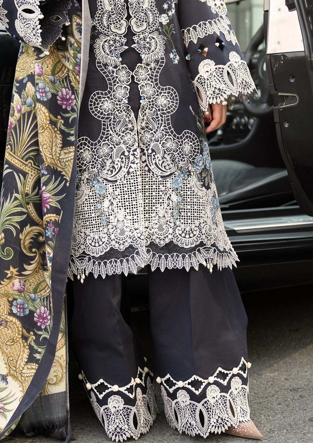 Elaf Premium | Winter Pashmina Shawl Collection | EPW-3B Dreamy Embrace - House Of Hania