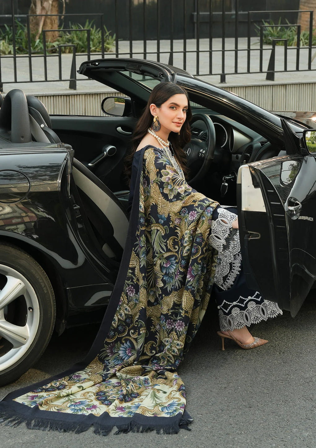 Elaf Premium | Winter Pashmina Shawl Collection | EPW-3B Dreamy Embrace - House Of Hania