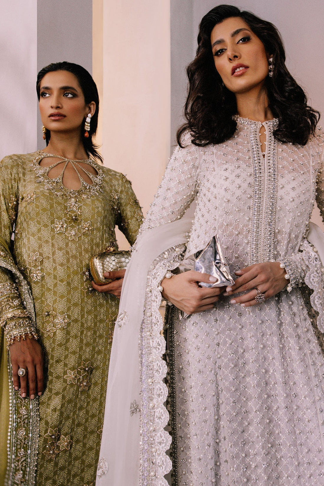 Elan | Demi Couture Onirique | PERLE DELICATE  (EP-20181) - House Of Hania