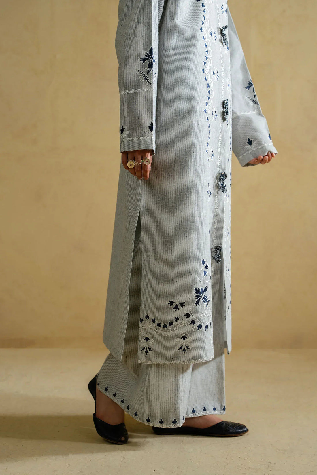 Elan | Elan indigene | VIRA (ERW-21495) - House Of Hania
