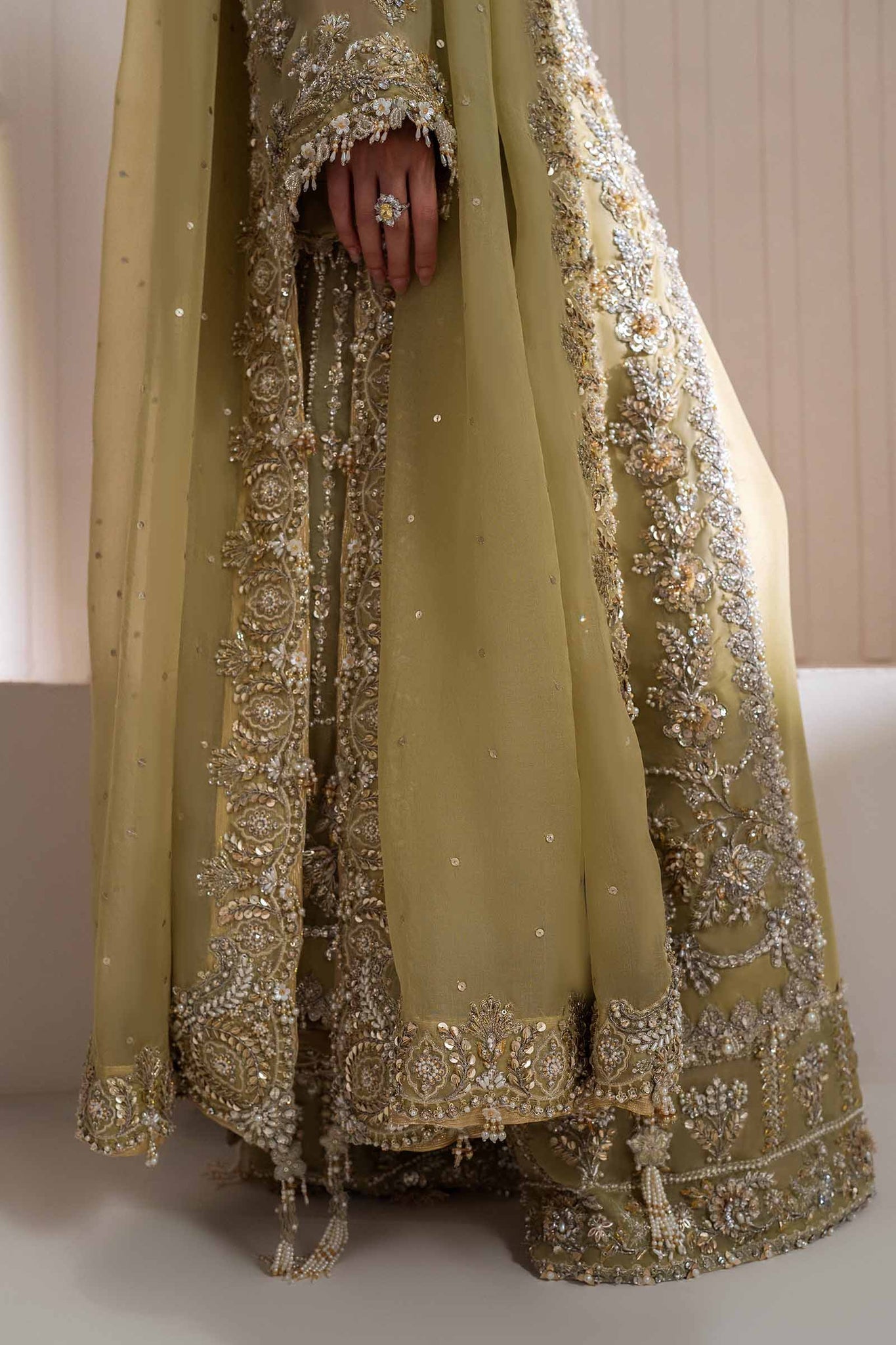 Elan | Elitarie Wedding Formals | LÉONORE (EP-21218) - House Of Hania