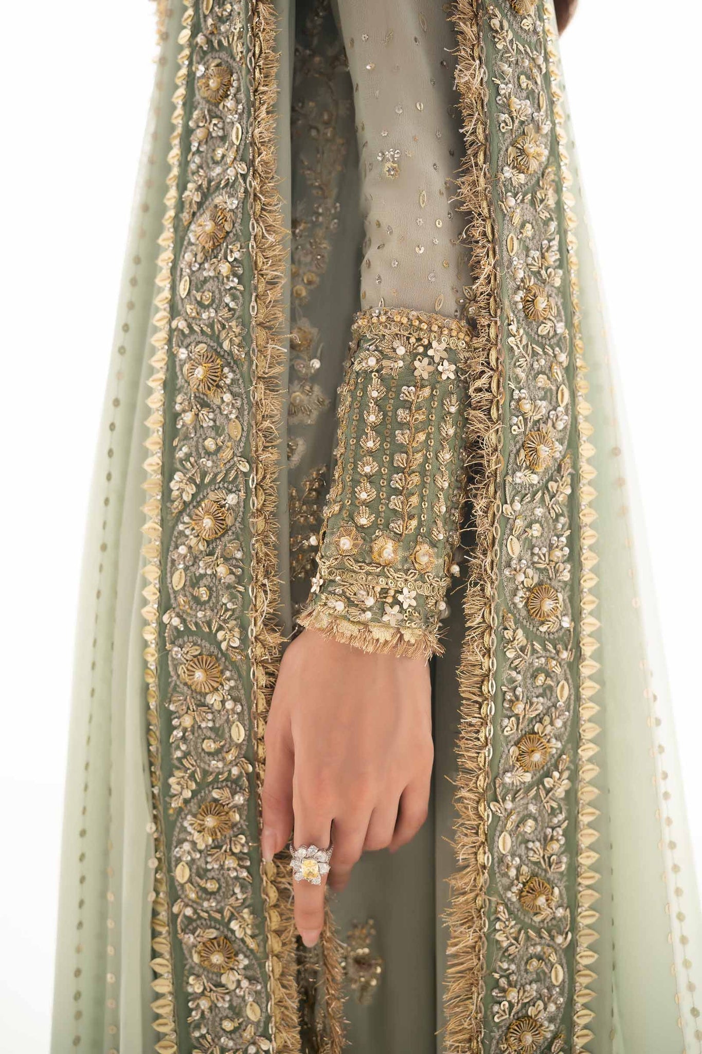 Elan | Elitarie Wedding Formals | VÉRONIQUE (EP-21217) - House Of Hania