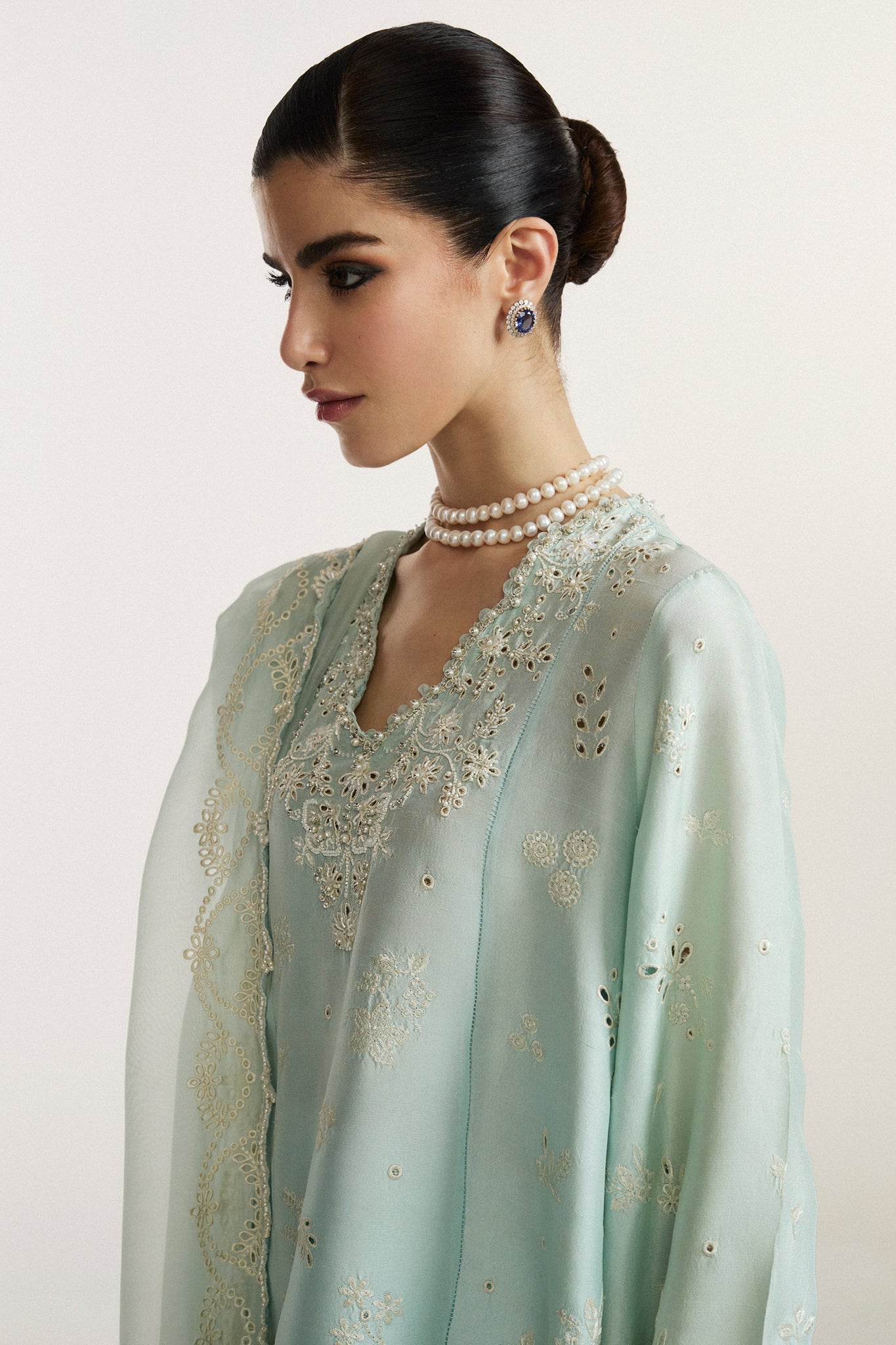 Elan I Vital Ornee I BLEU SÉRÉNITÉ (EV-21359) - House Of Hania