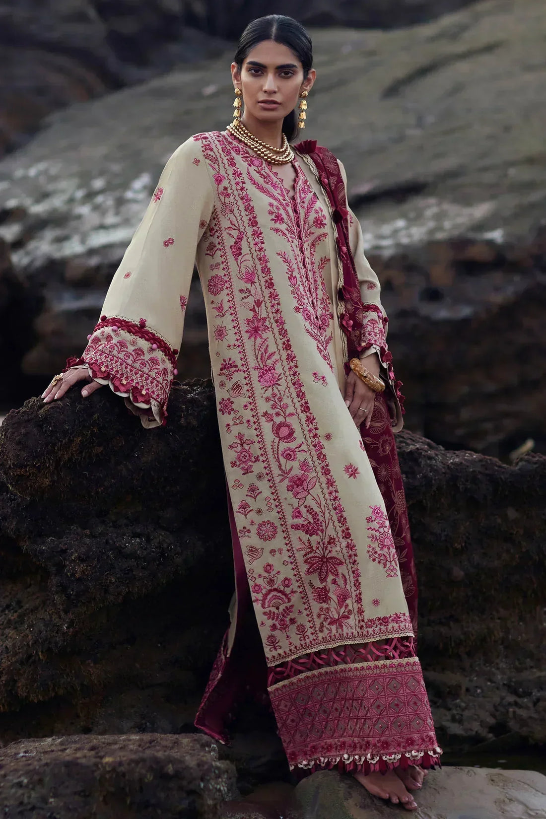 Elan | Winter 23 | LARAH (EW23-02) - House Of Hania