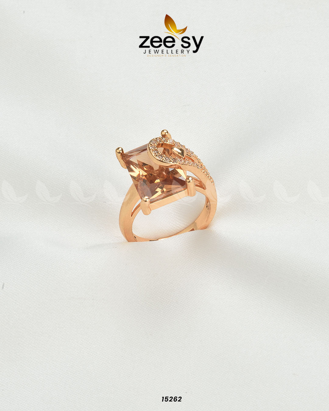 Elegance Ring - House Of Hania