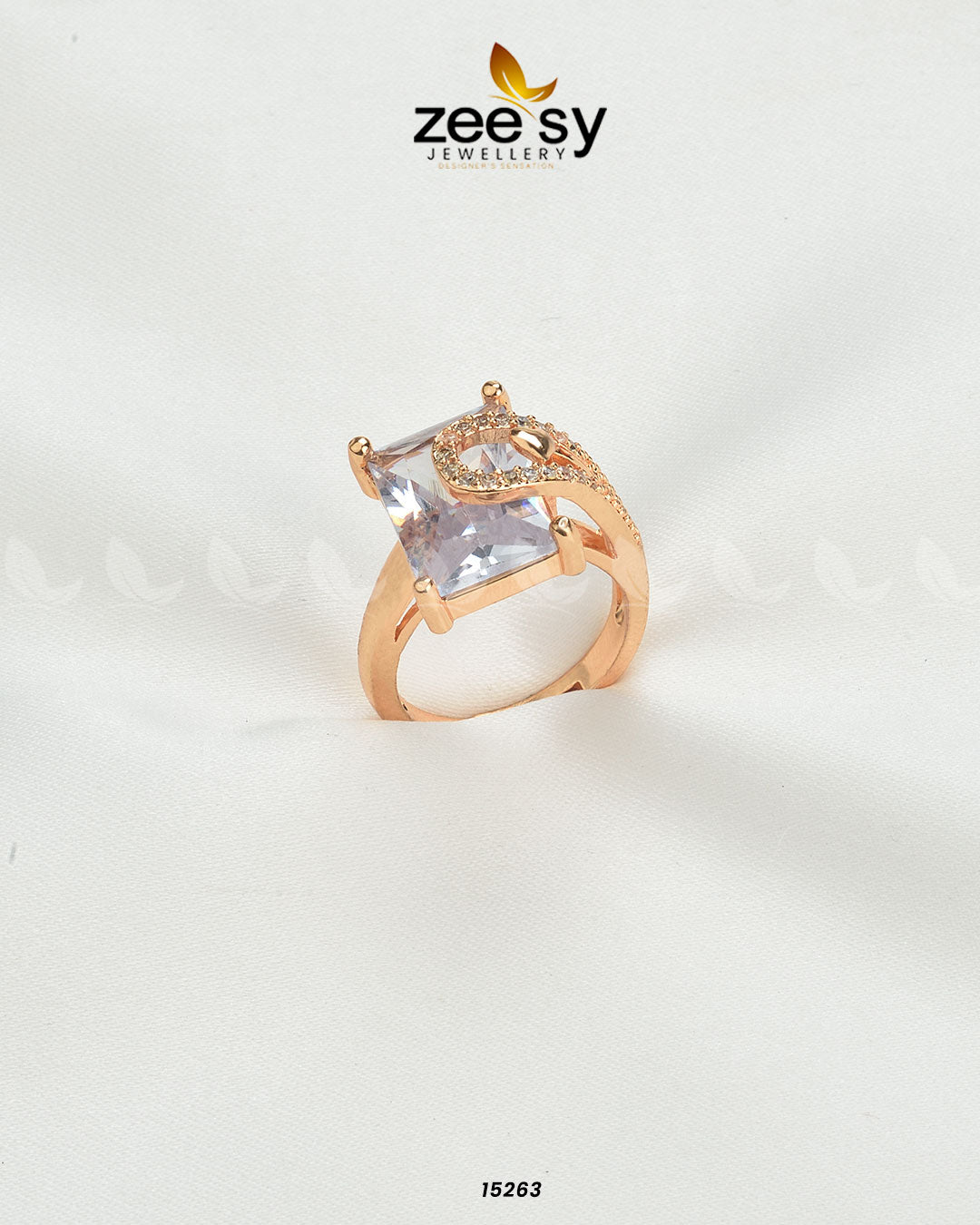 Elegance Ring - House Of Hania